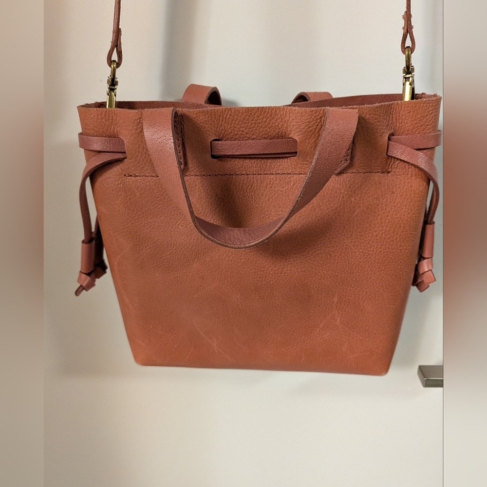 Madewell Small Drawstring Transport Leather Crossbody - Antique Rose 🌹 - Picture 10 of 16